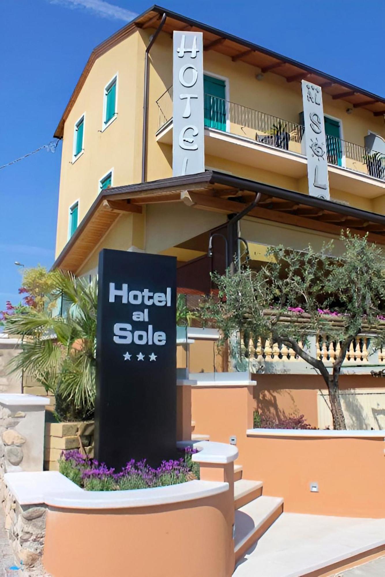 Hotel Al Sole - Enjoy Holiday Cavaion Veronese Ngoại thất bức ảnh